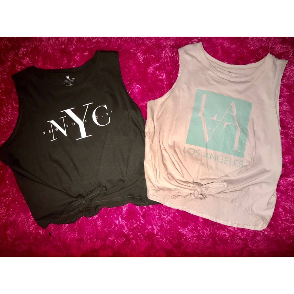 2 for 20$ Front Tie Shirt 💕 Never Worn